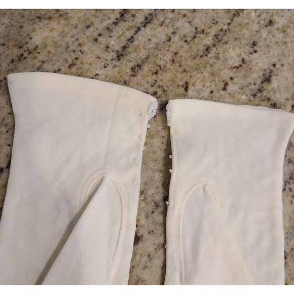 New? Vintage One Size Fits Cream Stretch Nylon Formal 8" Gloves Silver Tone Bead - Picture 9 of 16